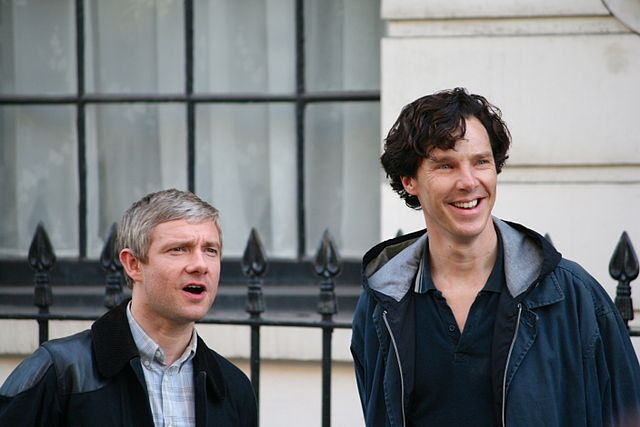 Martin Freeman und Benedict Cumberbatch beim "Sherlock"-Dreh 640px-Martin_Freeman_+_Benedict_Cumberbatch