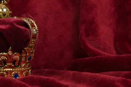 Was Du unbedingt über die Krönung von Charles III. wissen solltest